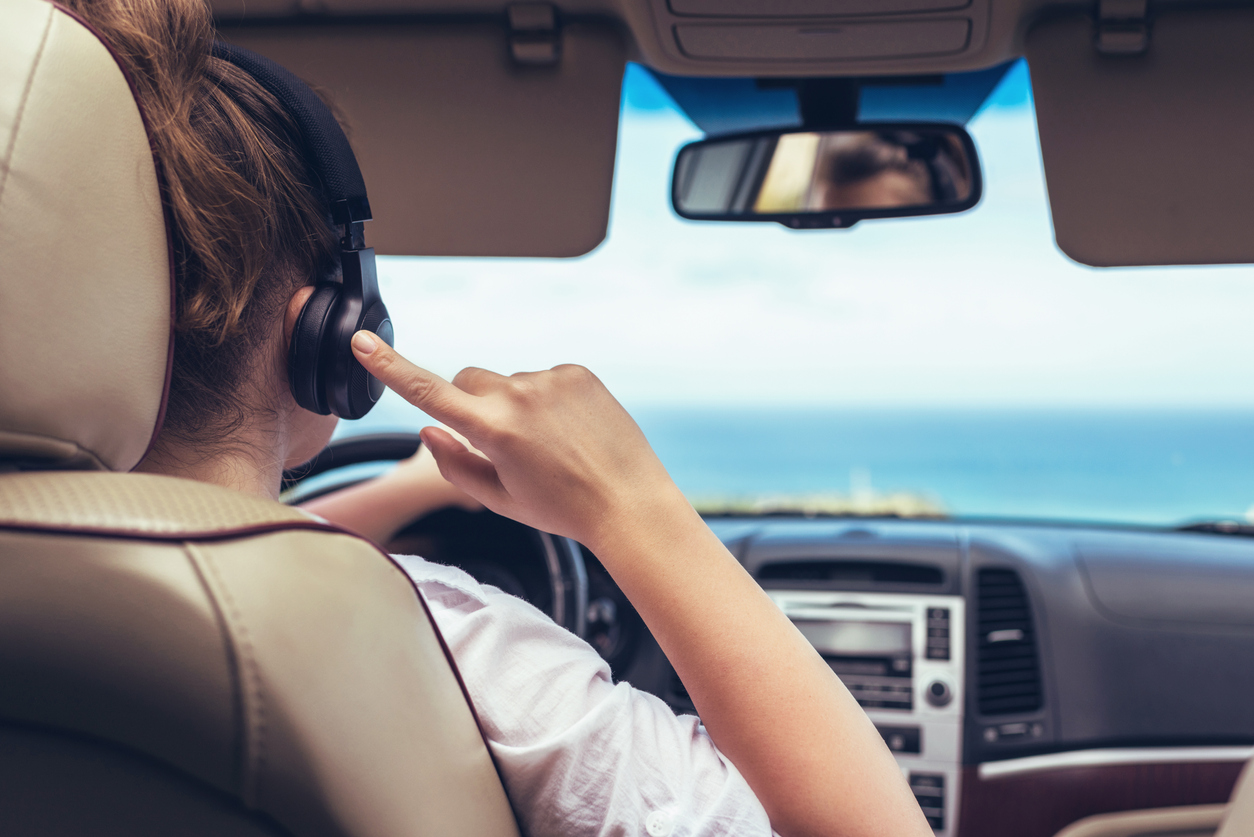 Is it Illegal to Wear Headphones While Driving In GA?