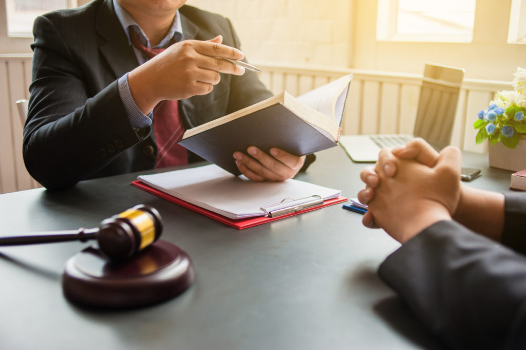 The Role of a Litigation Lawyer in Handling Lawsuits in Atlanta The Role of a Litigation Lawyer in Handling Civil Lawsuits in Atlanta